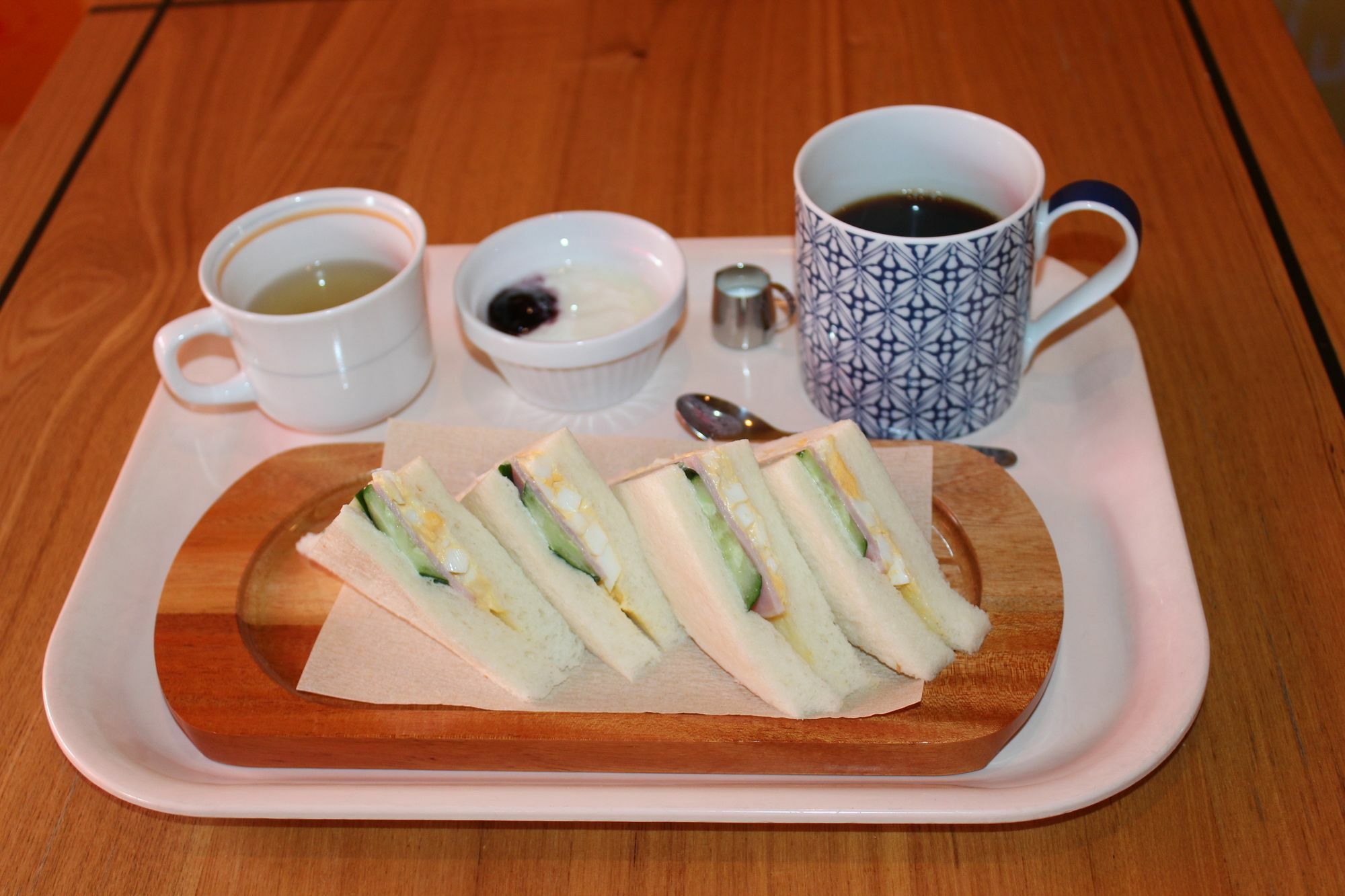 Yadocafe Chelsea'S Rainbow B&B Osaka Ngoại thất bức ảnh