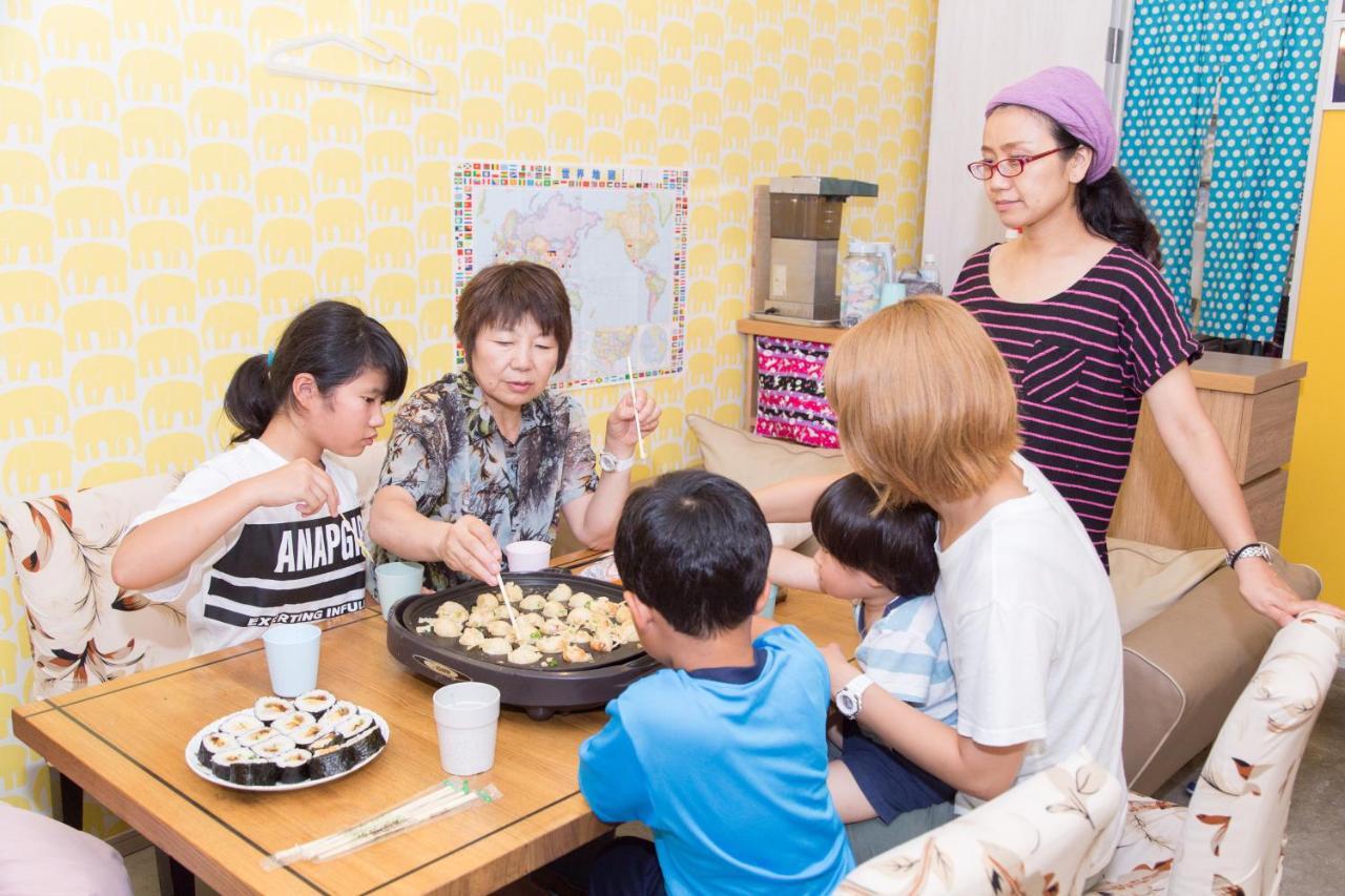 Yadocafe Chelsea'S Rainbow B&B Osaka Ngoại thất bức ảnh